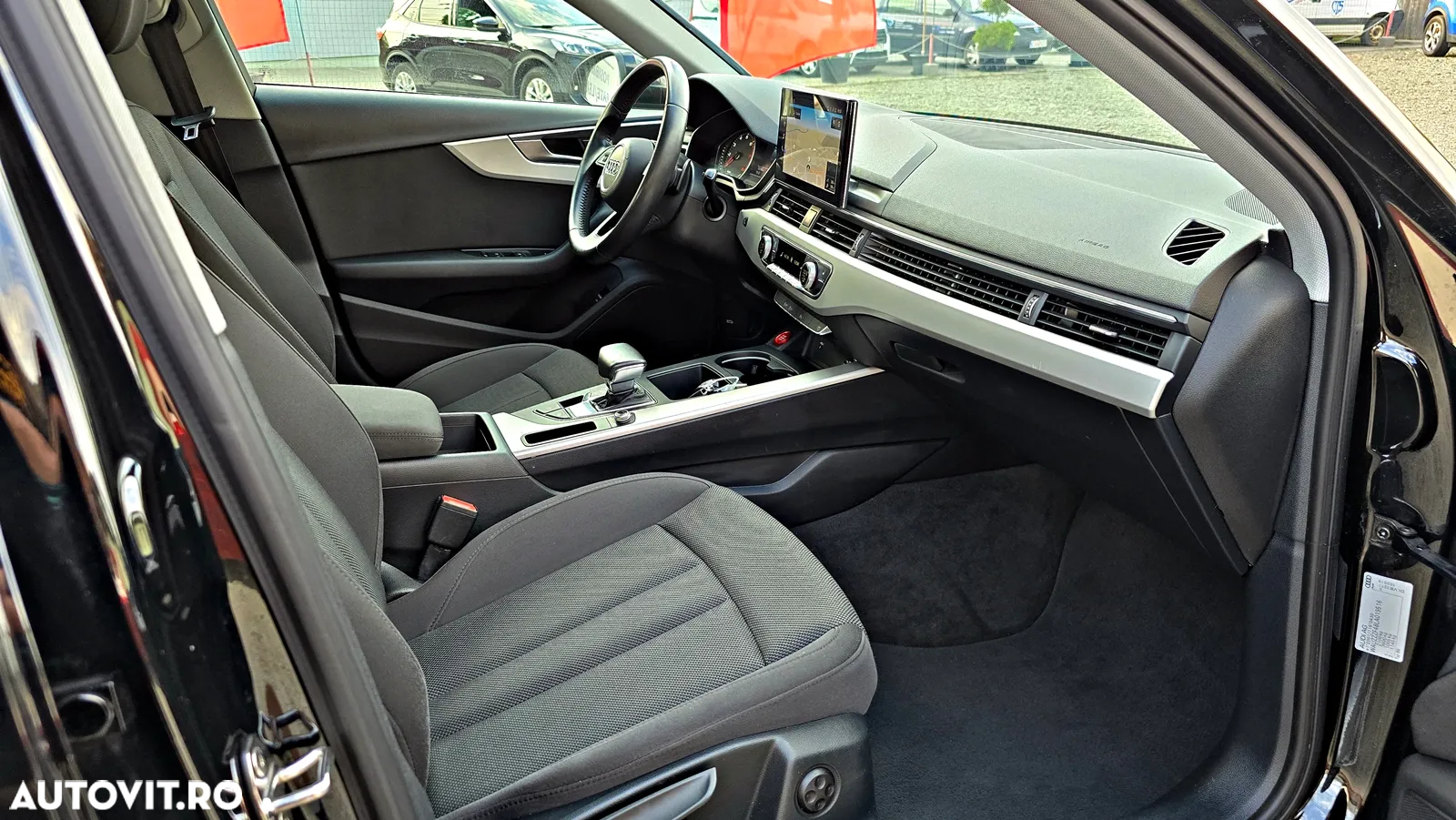 Audi A4 Avant 2.0 35 TFSI S tronic MHEV Advanced - 9