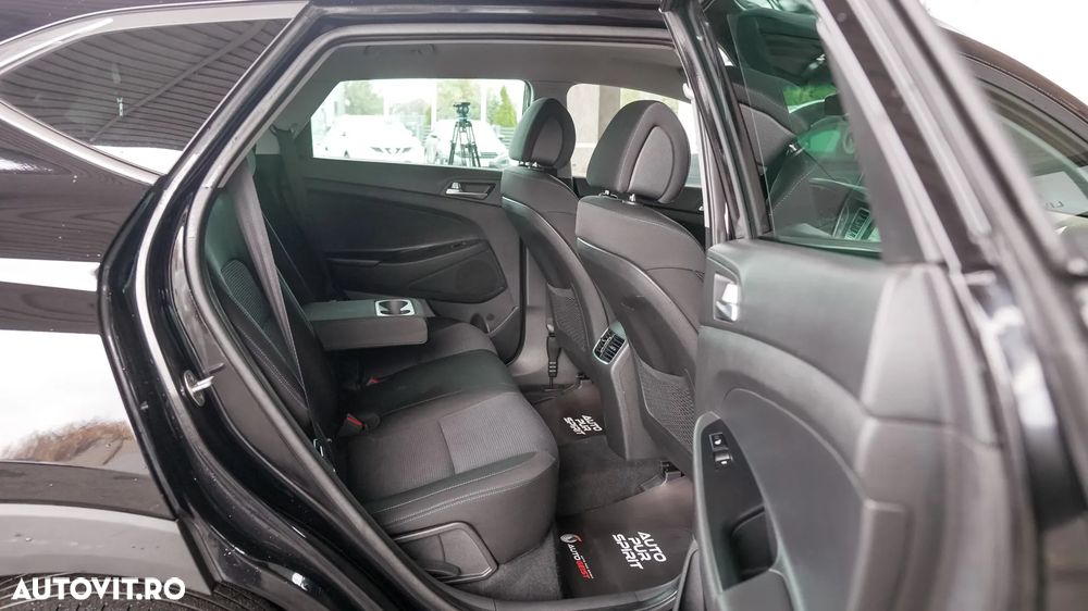 Hyundai Tucson blue 1.7 CRDi 2WD DCT Trend - 29