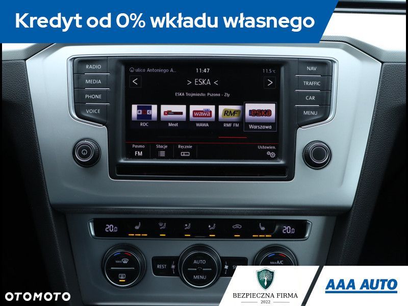 Volkswagen Passat - 13