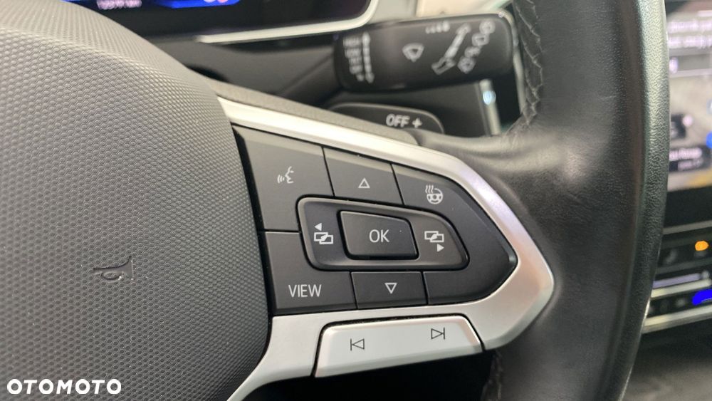 Volkswagen Passat - 22