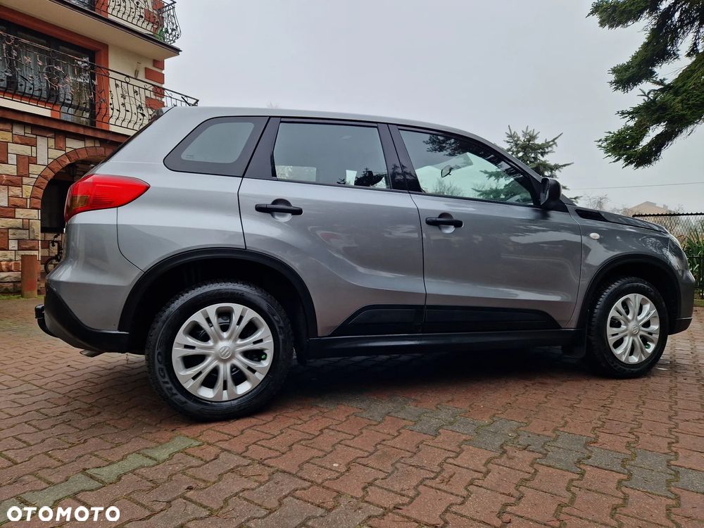 Suzuki Vitara 1.6 Comfort 4WD - 9