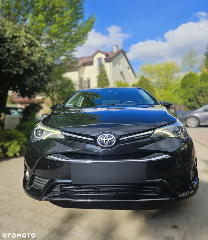 Toyota Avensis 2.0 D-4D Premium - 5