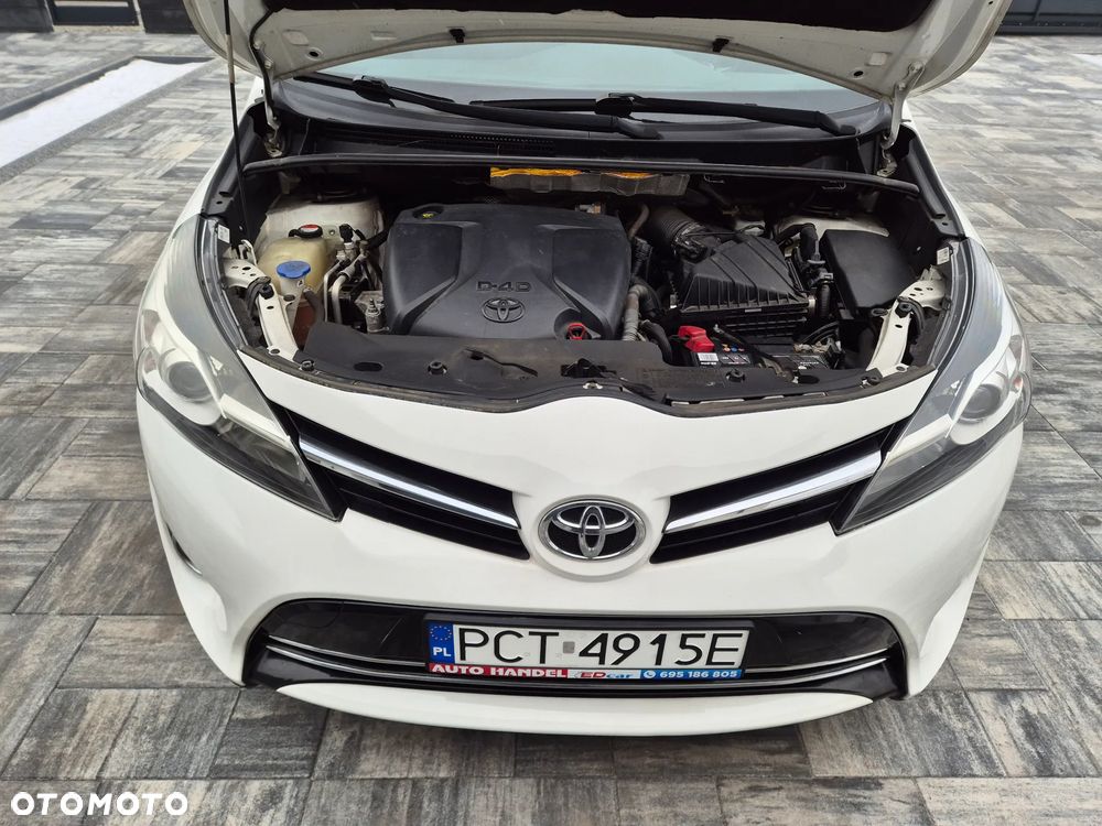 Toyota Verso 1.6 D-4D Premium - 25