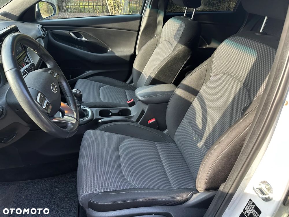 Hyundai i30 1.6 CRDi Style - 9