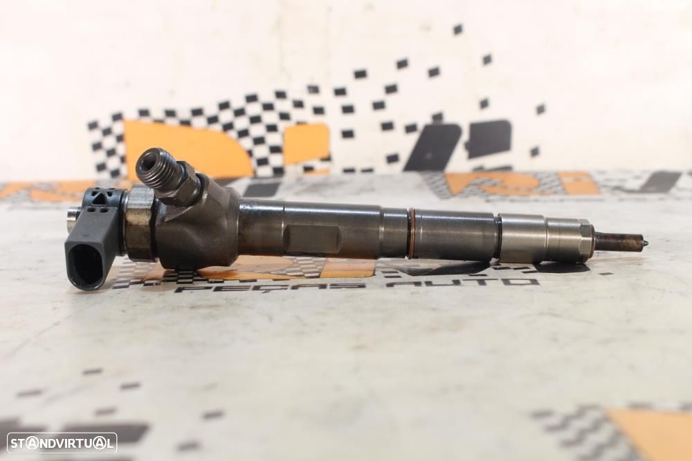 Injetor Volkswagen Scirocco (137, 138)  03L130277j / 0445110369 - 5