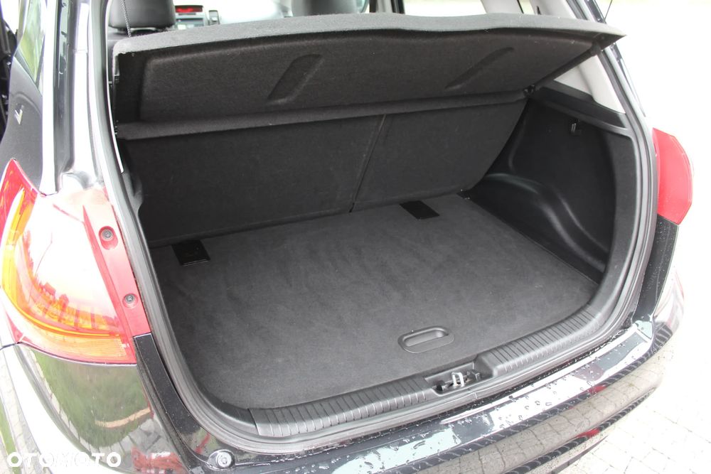 Kia Venga 1.4 CVVT Business Line - 21