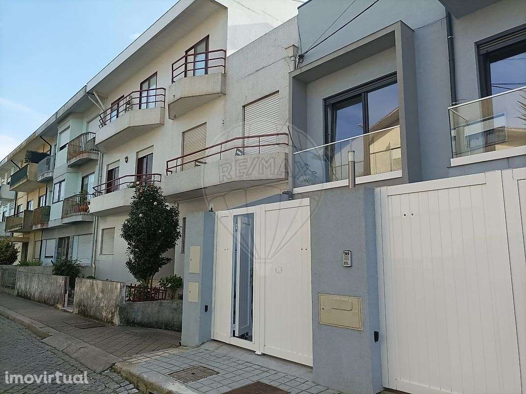 Estúdio T1 para venda - Grande imagem: 3/23