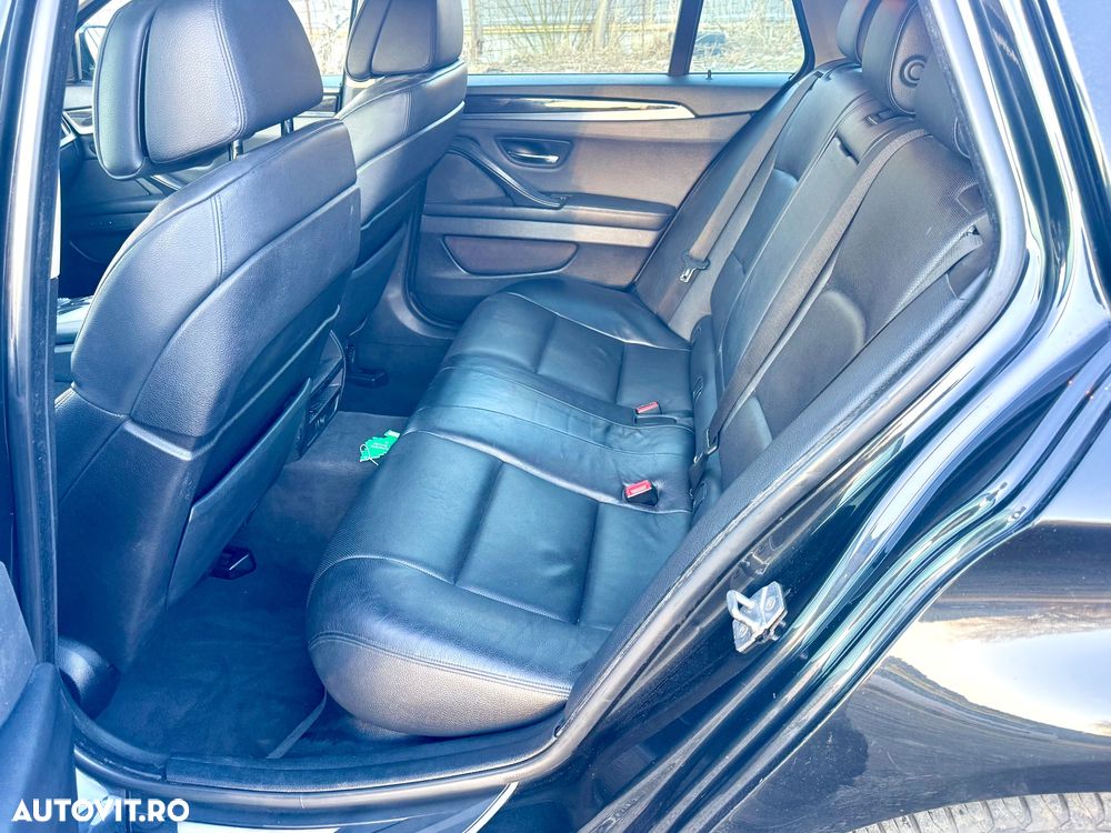 BMW Seria 5 525d xDrive Sport-Aut. - 7