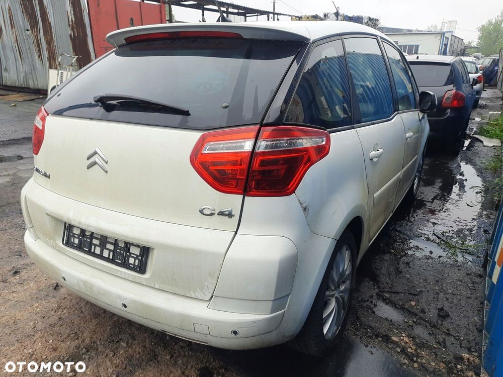 Citroen C4 Picasso 1,6 VTi 120KM 88KW Benzyna 5 DRZWI LAK: EWP CZĘŚCI - 3