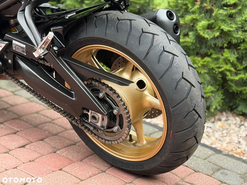 Yamaha FZ8 - 21