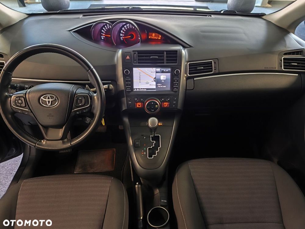 Toyota Verso - 9