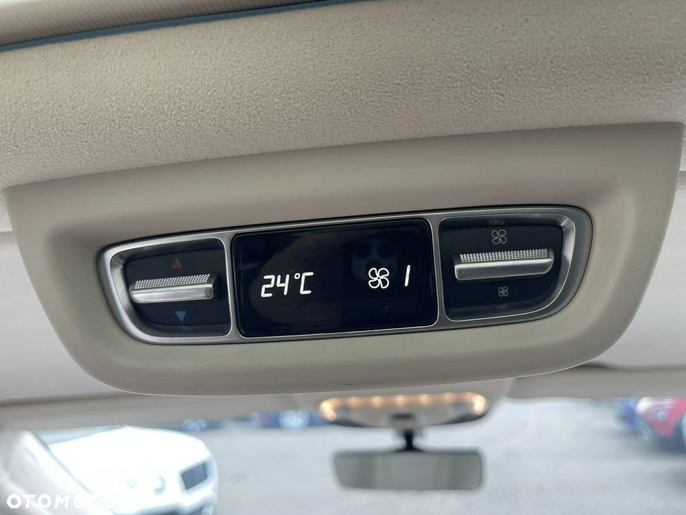 Mercedes-Benz Klasa V 300 d lang 4Matic 9G-TRONIC Exclusive Edition - 14