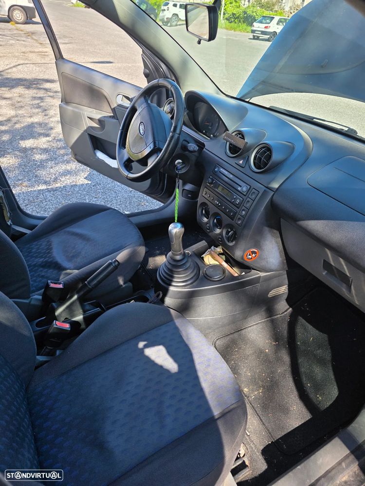 Ford Fiesta 1.4 TDCI Trend - 14