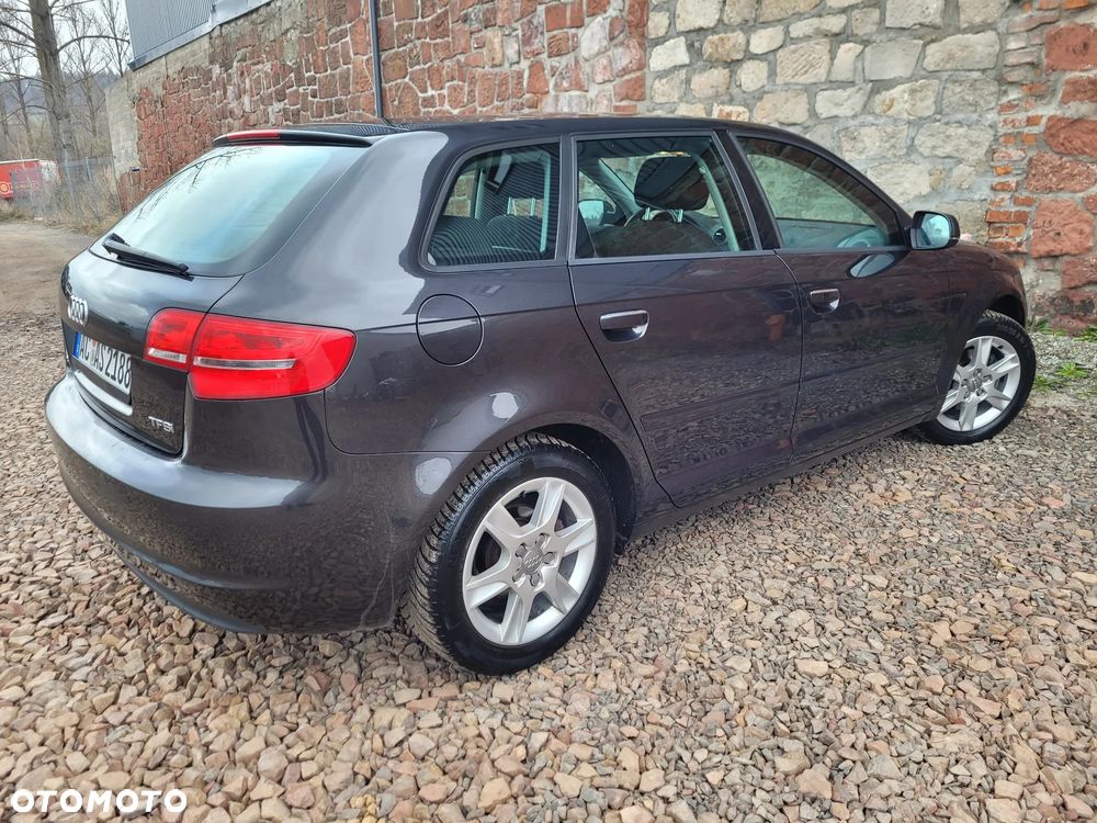 Audi A3 Sportback 1.4 TFSI Ambiente - 19