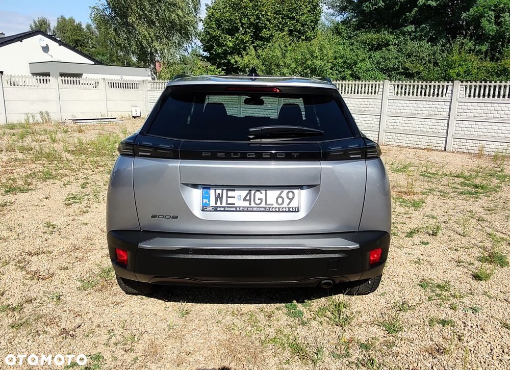 Peugeot 2008 PureTech 100 Allure S&S BVM6 - 20