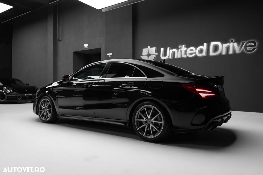 Mercedes-Benz CLA 45 AMG 4Matic AMG Speedshift DCT 7G - 8