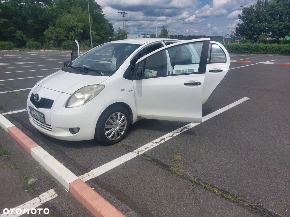 Toyota Yaris 1.4 D-4D Terra A/C - 7