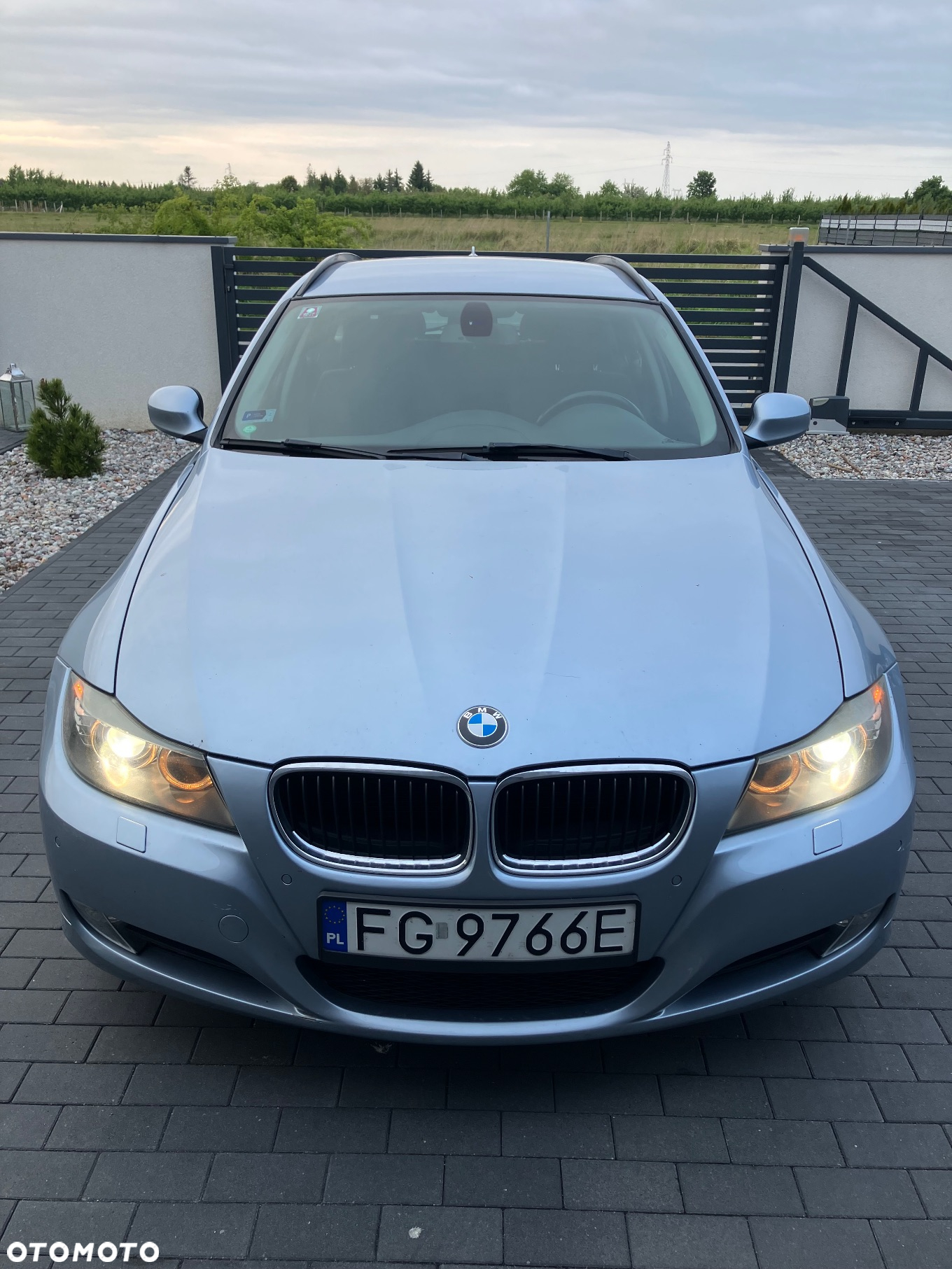 BMW Seria 3 320d DPF Touring - 2