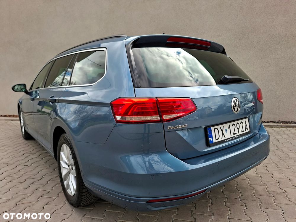 Volkswagen Passat - 5