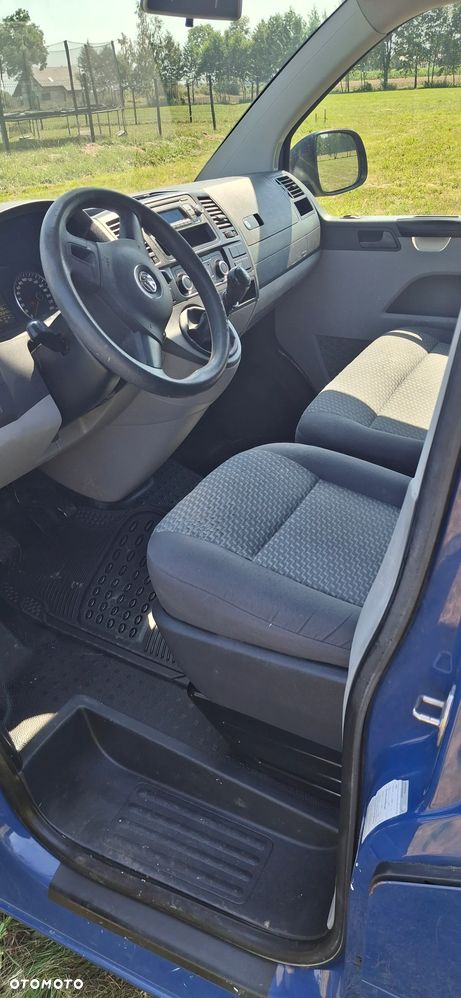 Volkswagen Transporter - 11