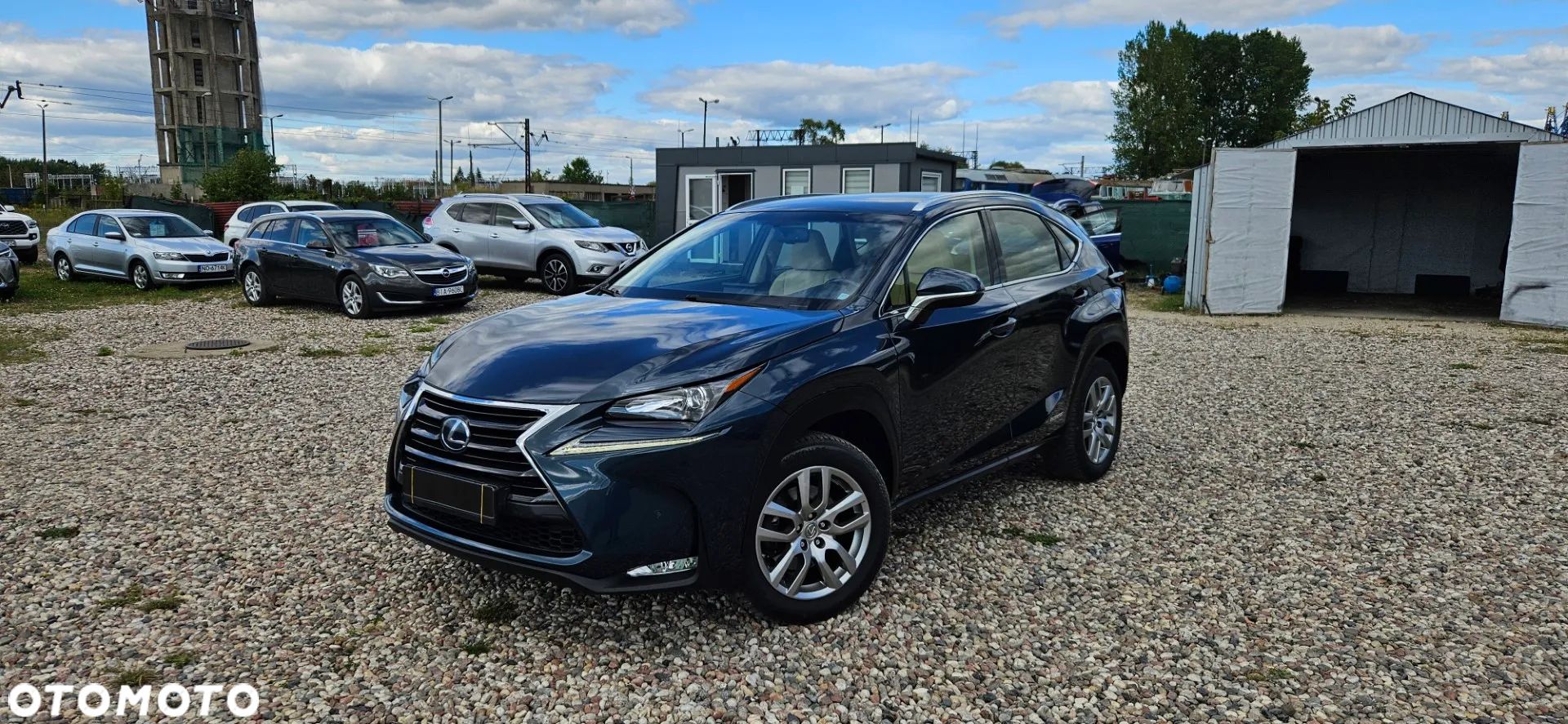 Lexus NX 300h Business Edition AWD - 1