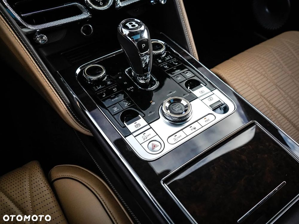Bentley Flying Spur - 19