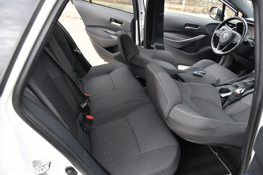 Toyota Corolla 1.8 HSD Exclusive - 23