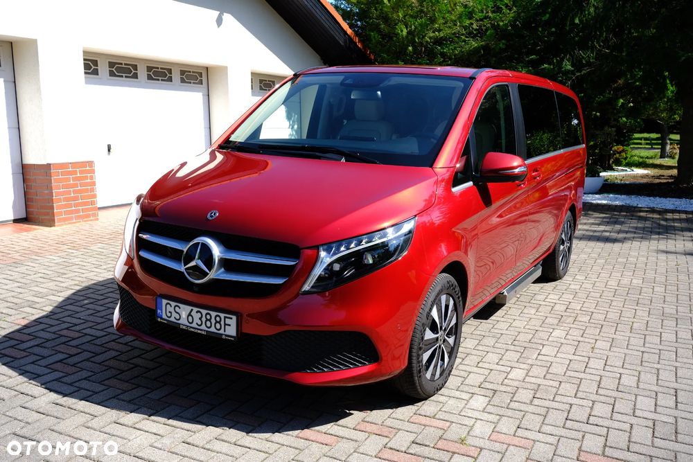 Mercedes-Benz Klasa V 300 d 4-Matic Avantgarde 9G-Tronic (d³ugi) - 2