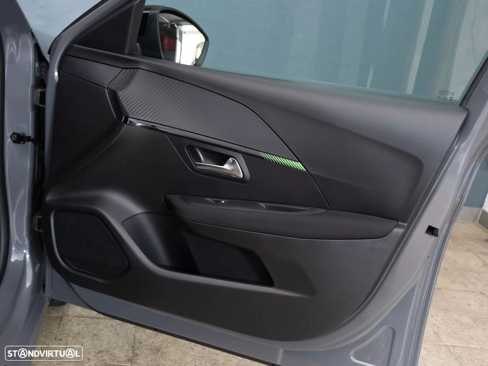 Peugeot 208 1.2 PureTech Active - 11