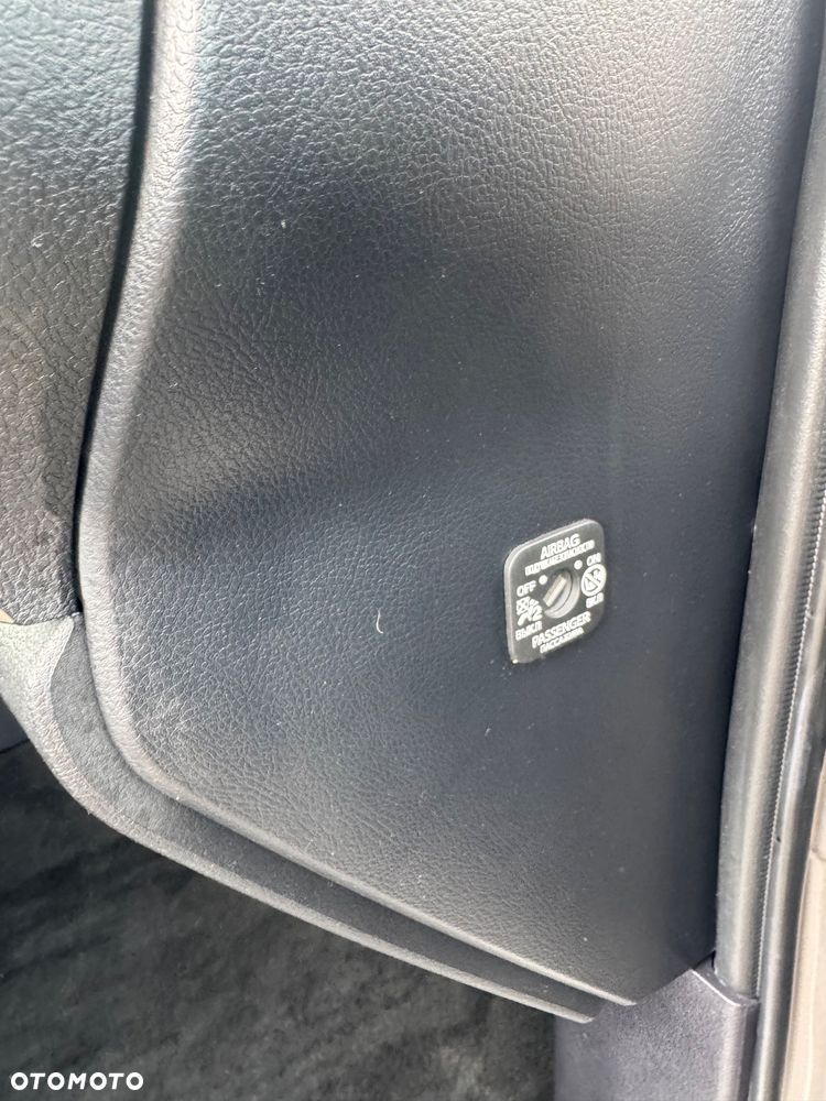 Toyota Auris 1.6 Life+ - 30