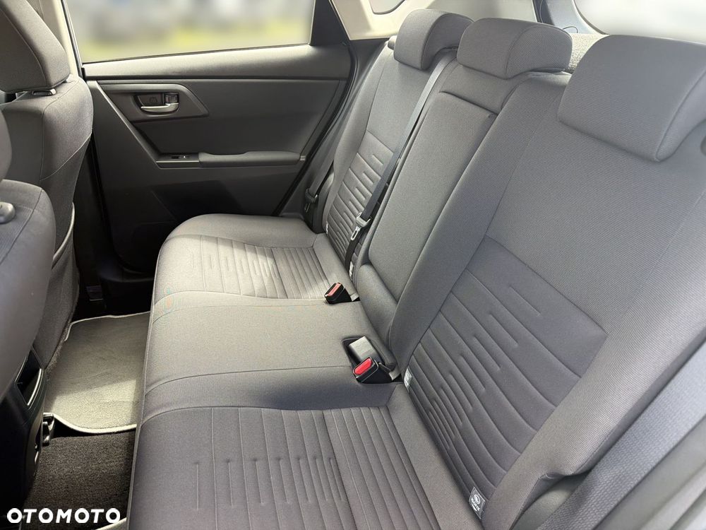 Toyota Auris - 14