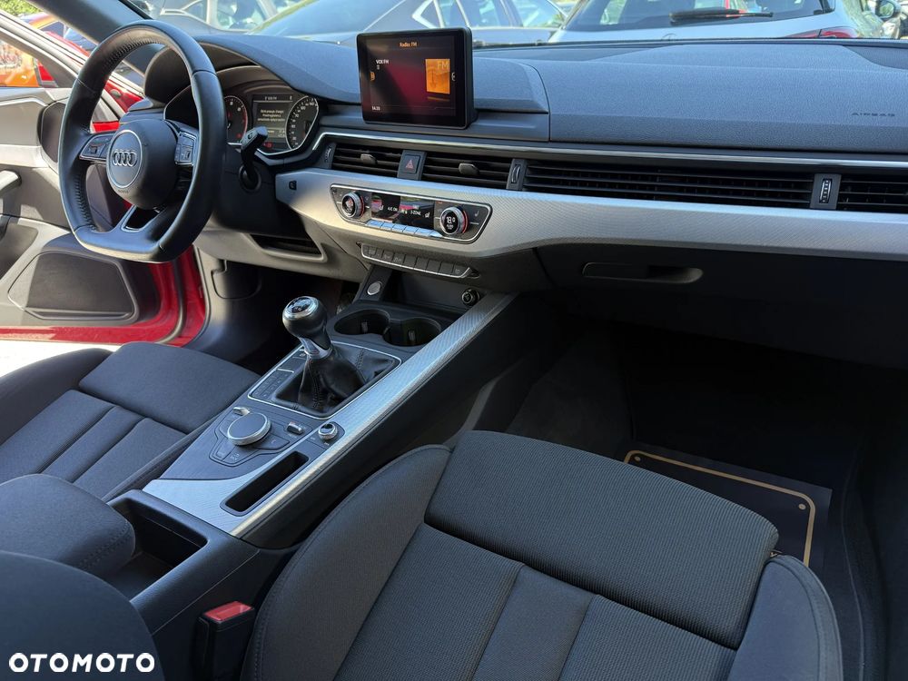 Audi A4 Limousine 2.0 TFSI ultra - 16