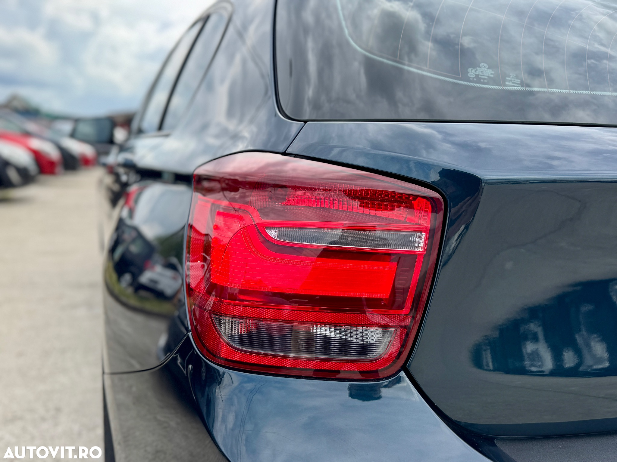 BMW Seria 1 120d Aut. Sport Line - 12