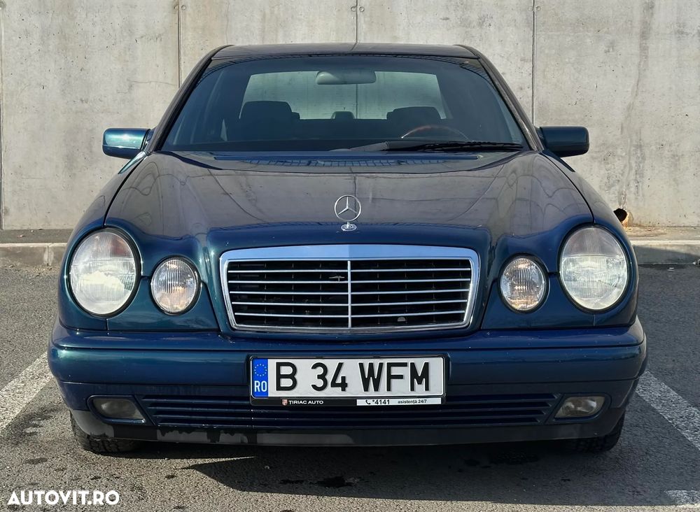 Mercedes-Benz E - 25