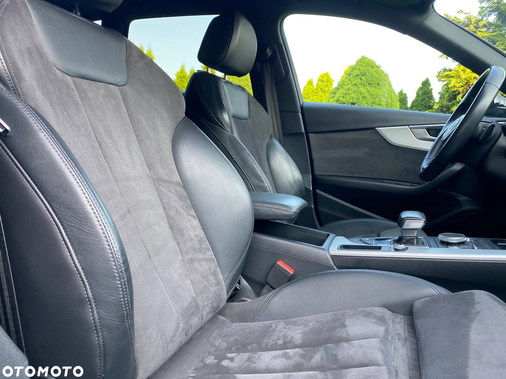 Audi A4 2.0 TDI S tronic - 14