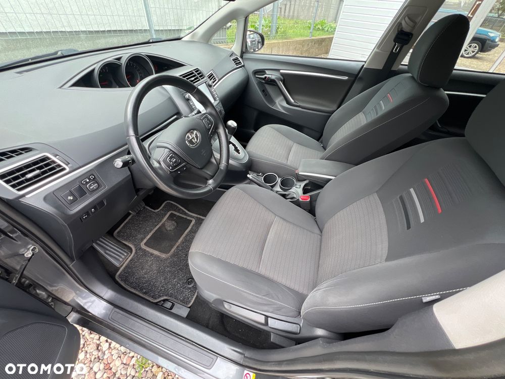 Toyota Verso - 15