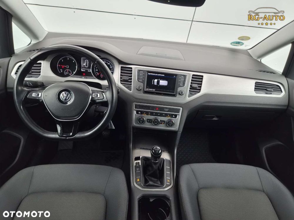 Volkswagen Golf Sportsvan - 39