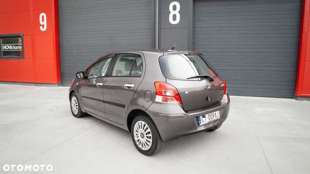 Toyota Yaris - 3