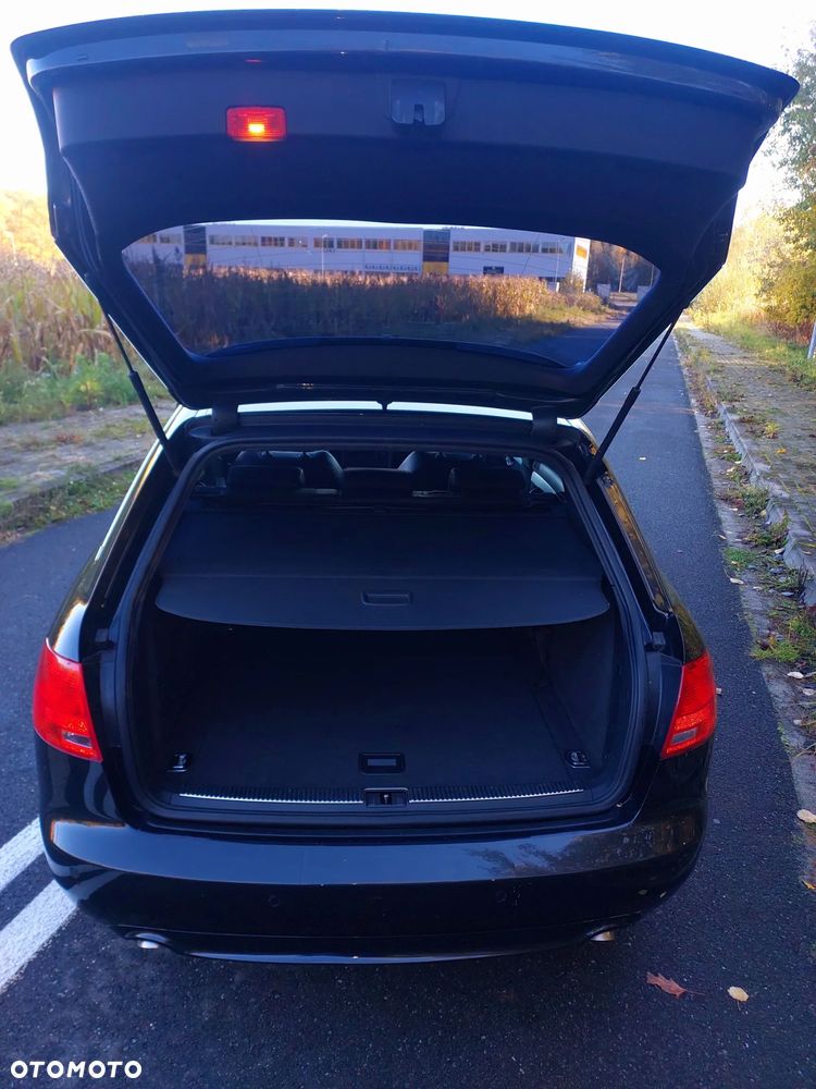 Audi A4 Avant - 10