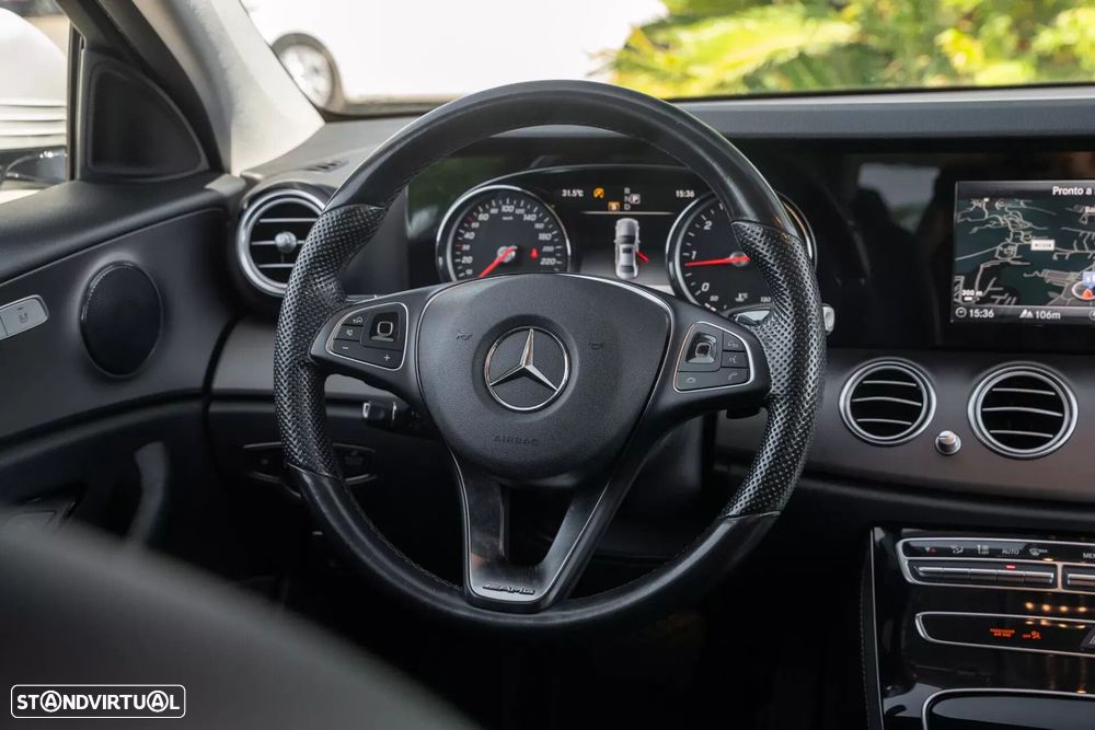 Mercedes-Benz E 220 - 12