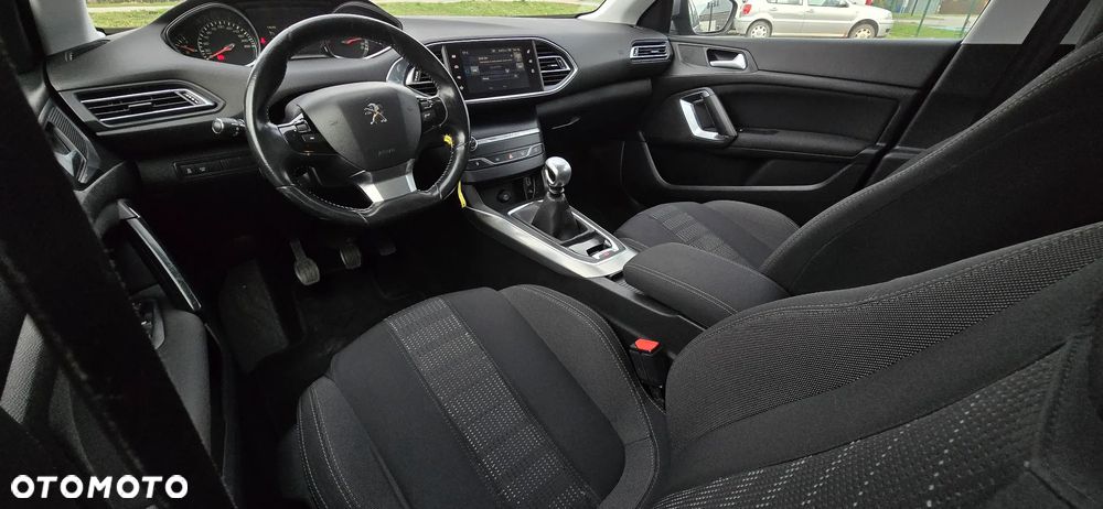 Peugeot 308 BlueHDi 120 Stop & Start Allure - 21
