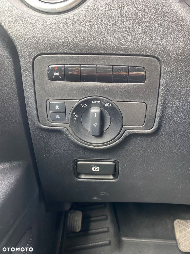 Mercedes-Benz Viano - 13