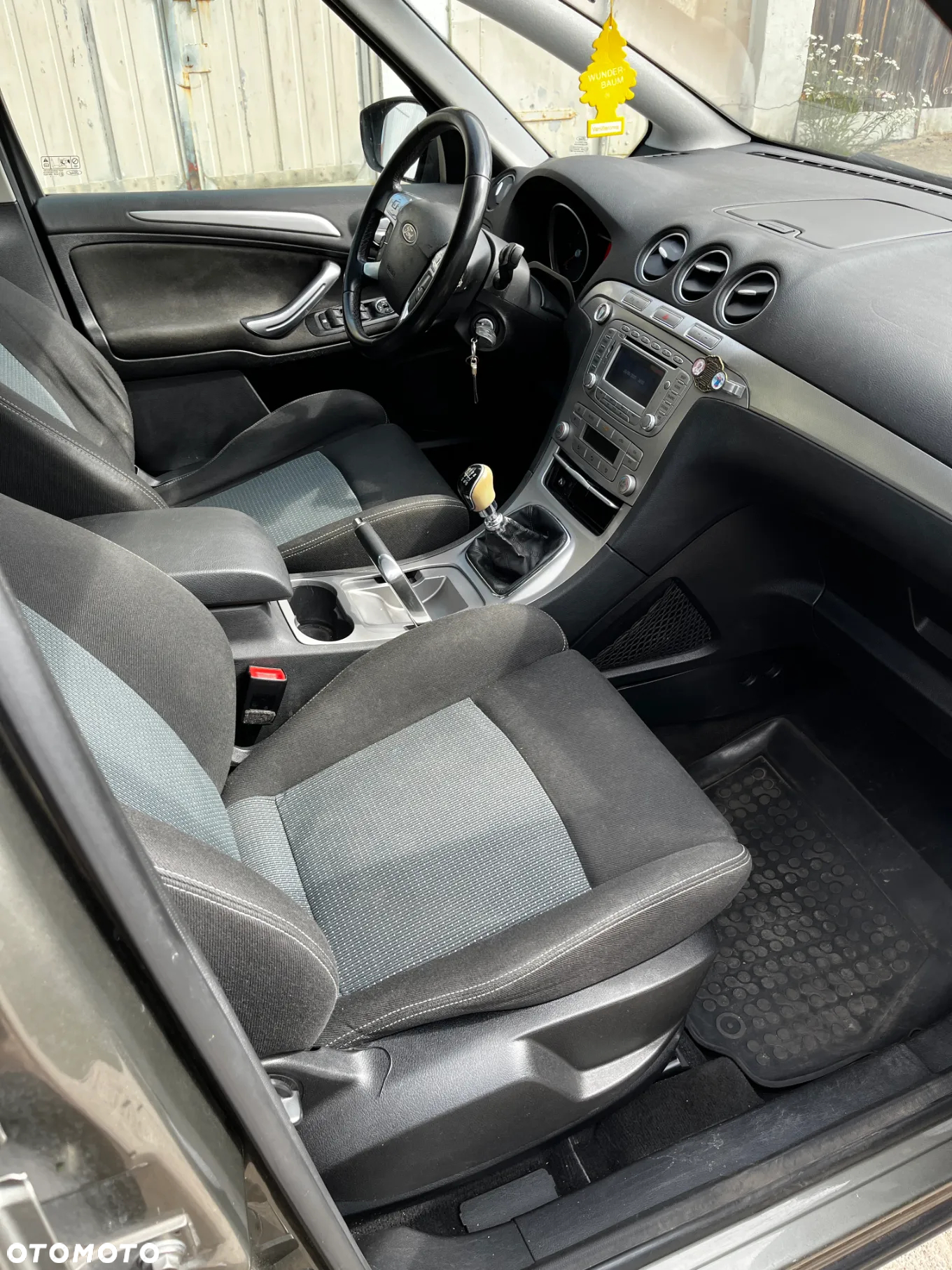 Ford S-Max - 8