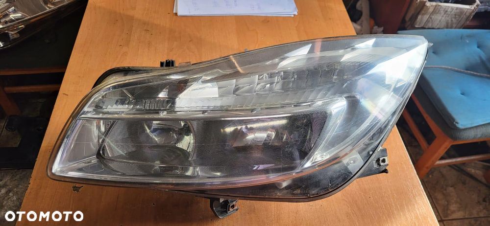 LAMPA LEWA PRZEDNIA OPEL INSIGNIA A HELLA EUROPA ORYGINAŁ 1EJ 009630-01 2008 2009 2010 2011 2013 2013