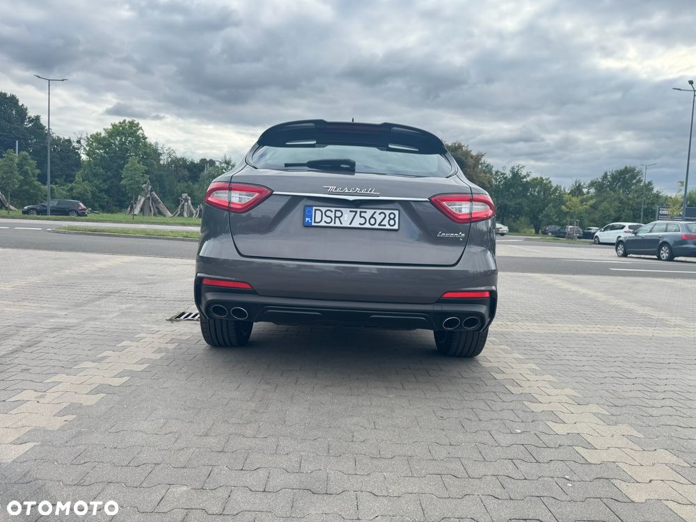 Maserati Levante - 23