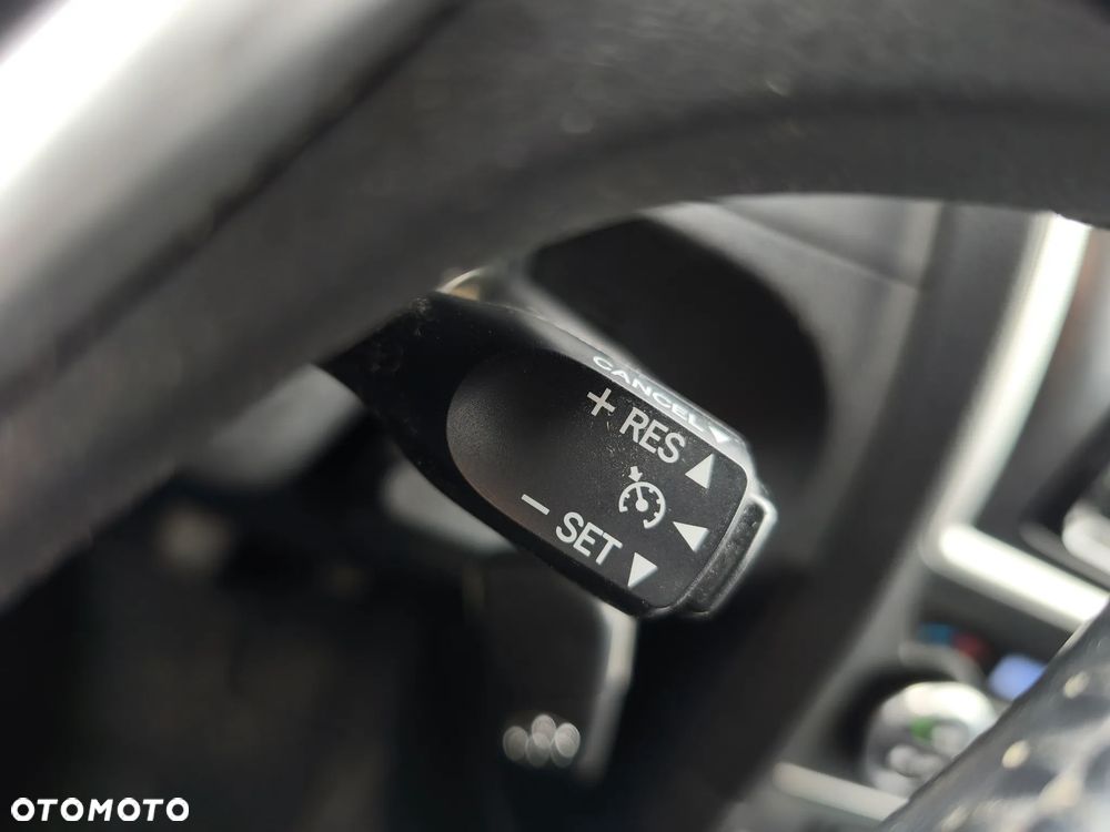 Toyota Auris 1.6 Executive - 20