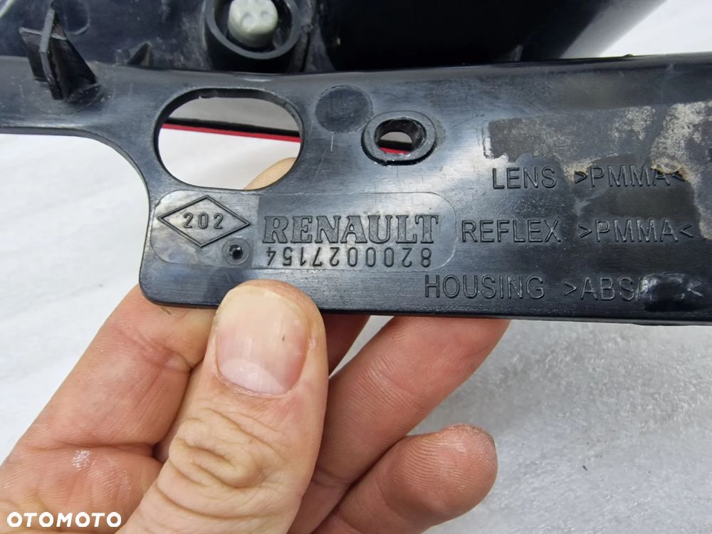RENAULT ESPACE IV 4 PRAWA TYLNA LAMPA ZDERZAKA , NR 8200027154 , NR AUKCJI H82 - 5