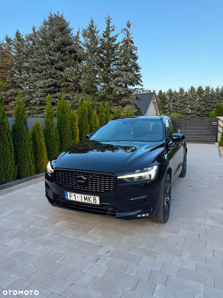Volvo XC 60 B5 D AWD R-Design - 4