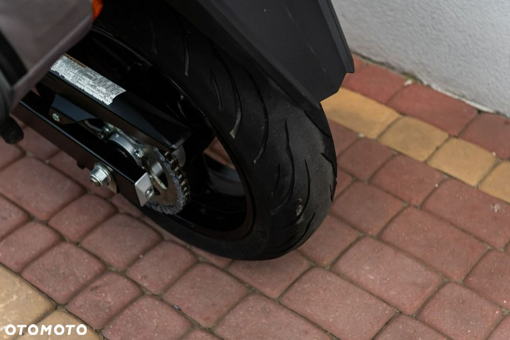 Suzuki GSX - 10
