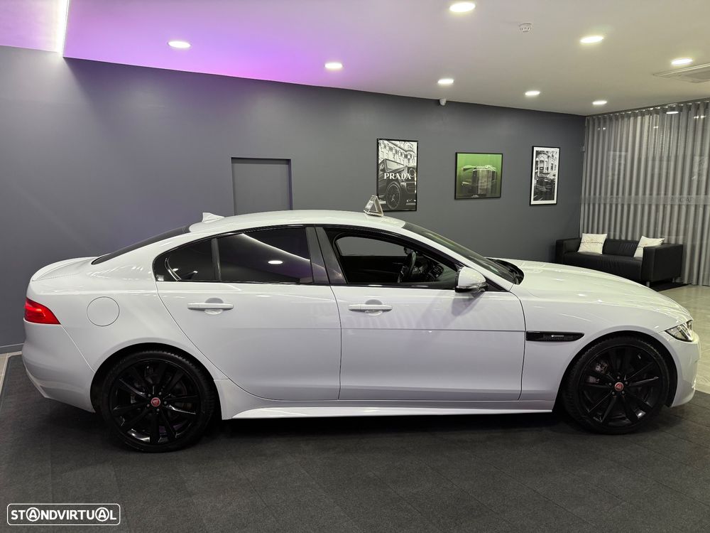 Jaguar XE 2.0 D R-Sport - 20